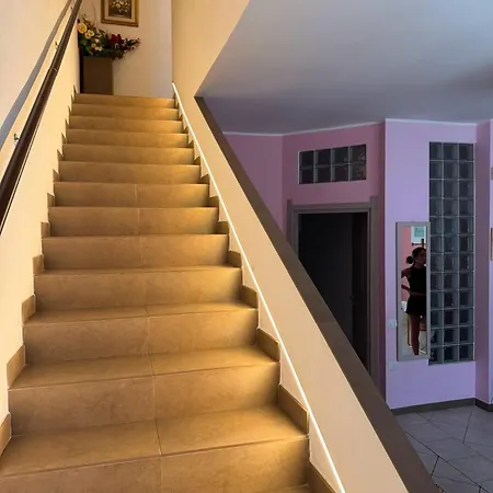 Natura E Apartament *